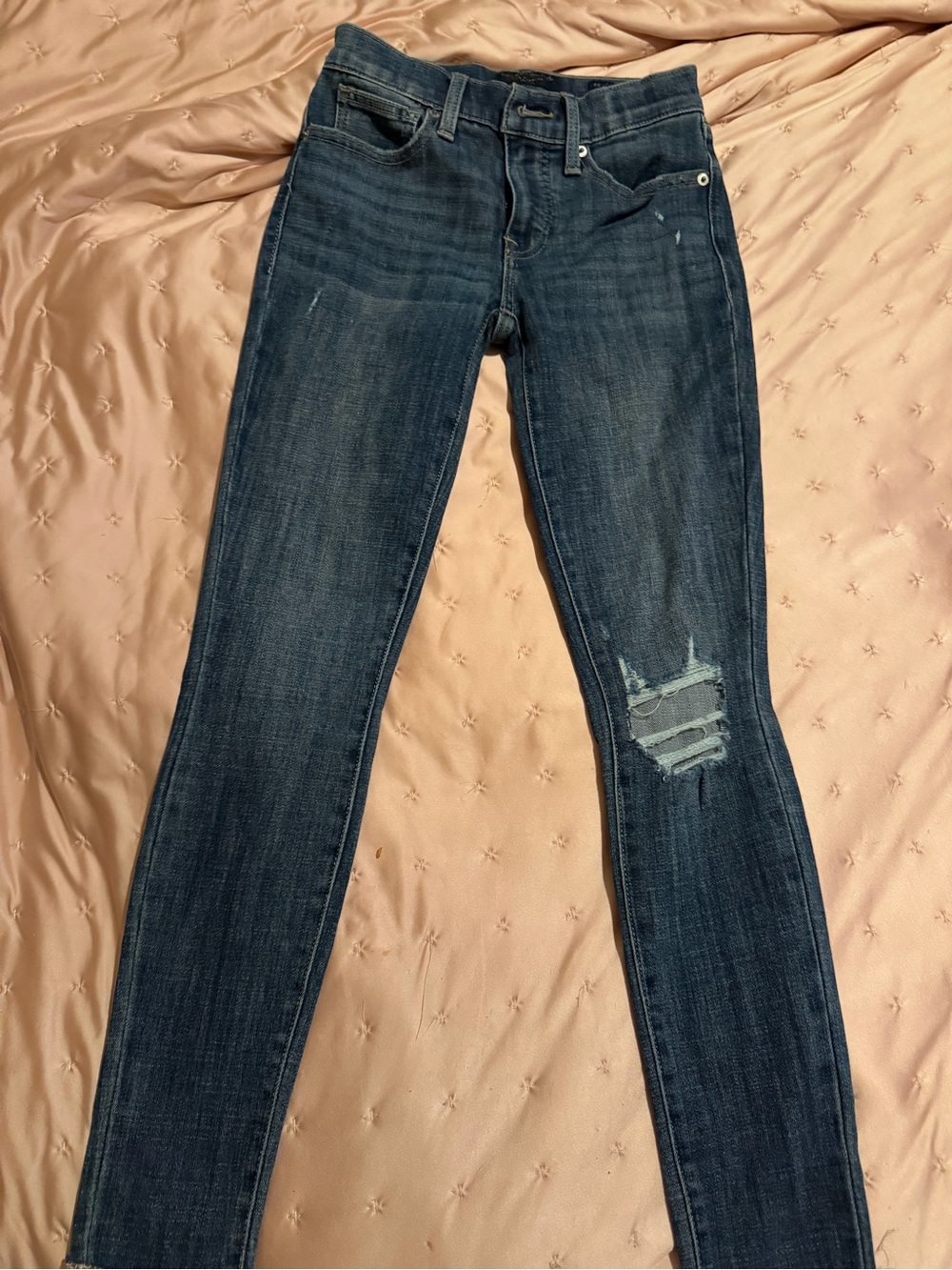 Lucky Brand Dark Blue Skinny Jeans with Knee Distress